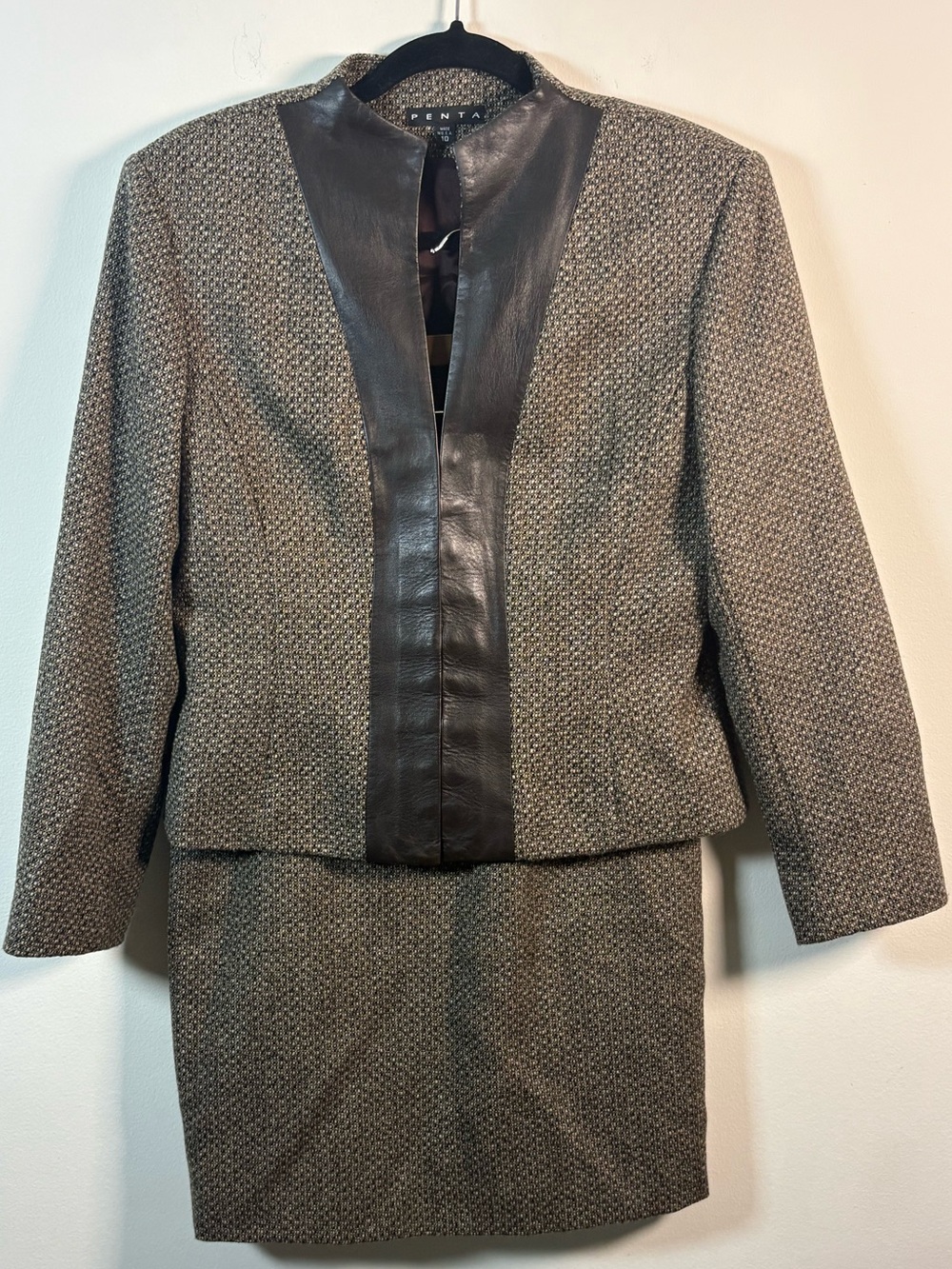 Vintage PENTA 100% Wool Skirt Suit Genuine Leather Trim Made USA 6 10